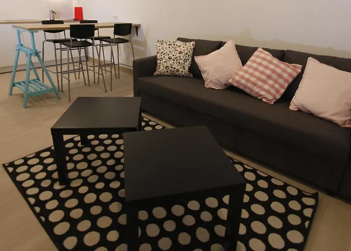 Preciosa Oportunidad, Junto A Playa Y Teatro Falla